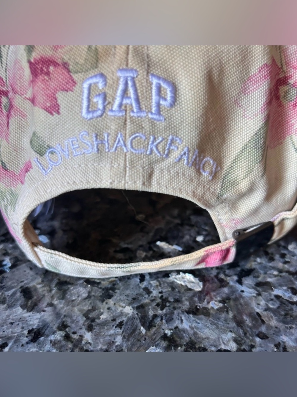Gap x LoveShackFancy Floral Large Tote Bag & Matching Hat Set - Picture 3 of 10